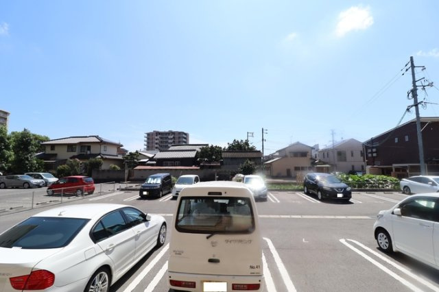 プランデュールKeiの駐車場