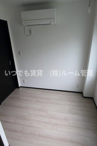 エルファーロ目黒Ⅲの洋室