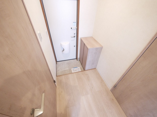 ロイヤルSK指柳　二番館の玄関