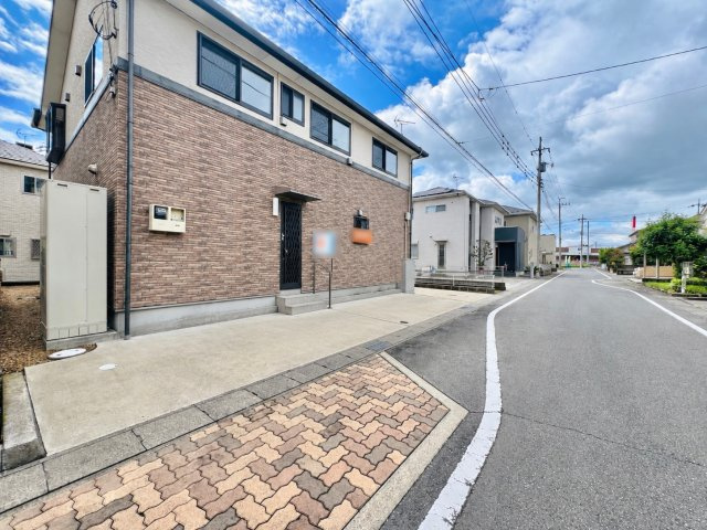 前橋市富田町の前面道路含む現地写真|車の通りも少なく駐車も楽々♪