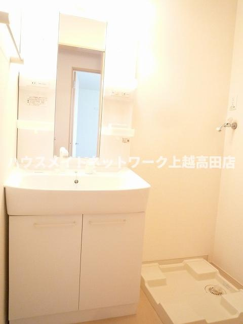 サンシャイン・ヤマトＢの洗面所|洗髪洗面化粧台・洗濯機置場