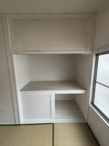 稲葉元町1丁目テラスハウスの収納