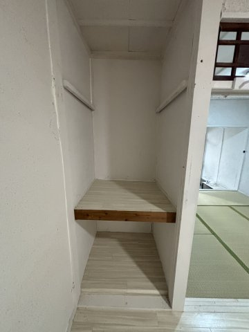 稲葉元町1丁目テラスハウスの収納