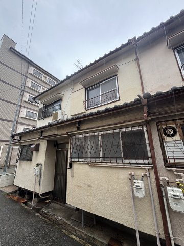 稲葉元町1丁目テラスハウスの外観