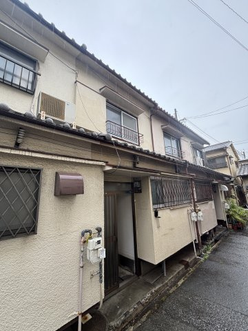 稲葉元町1丁目テラスハウスの外観
