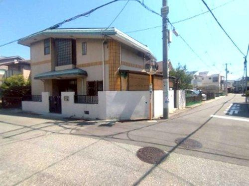 甲風園3丁目　の前面道路含む現地写真