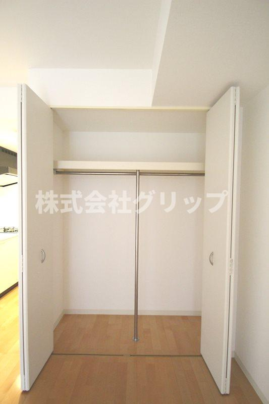 ドゥーエ横濱台町の収納