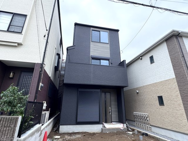 松戸市東平賀新築戸建の外観|現地外観・8月30日撮影・もうすぐ完成！
