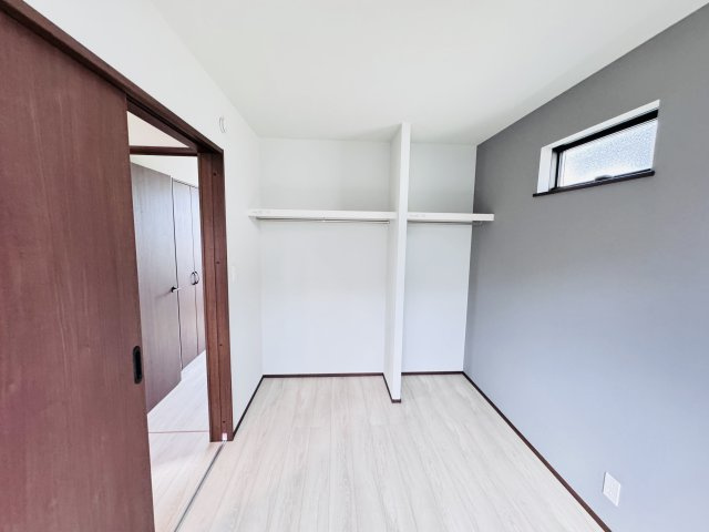 松戸市東平賀新築戸建の収納|3F5帖洋室収納・オープンクローゼット