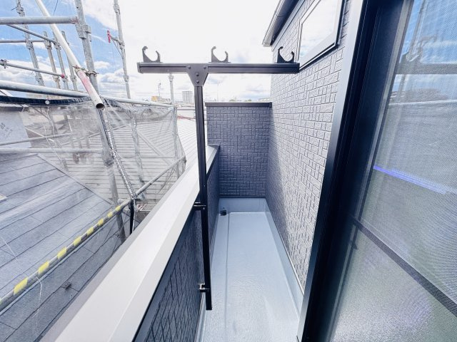 松戸市東平賀新築戸建のバルコニー|3F南向きバルコニー