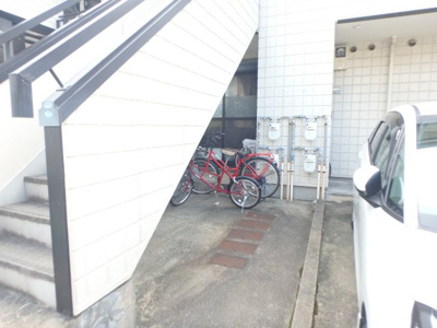 【その他共用部分】 | 河内メゾン | 駐輪スペースです