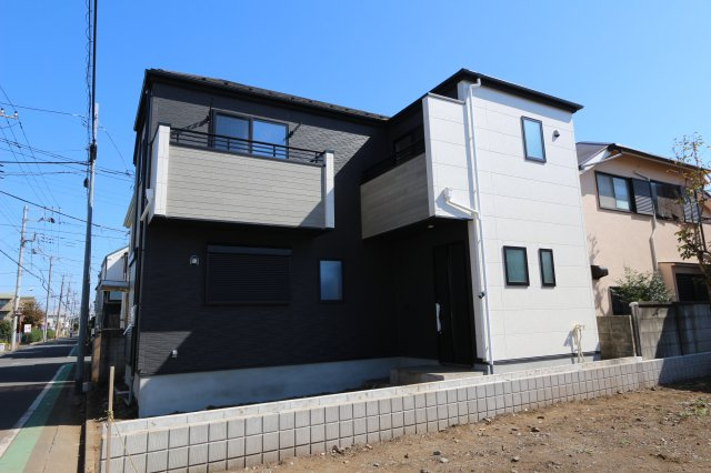 FIT-A 国分寺市戸倉２期の外観|約15帖のLDKには折下げ天井とアクセントクロスを採用