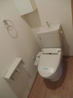 スカイシャルマン唐子のトイレ|温水洗浄便座