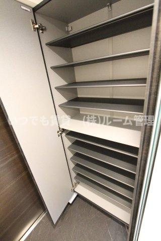 エルファーロ目黒Ⅲの収納