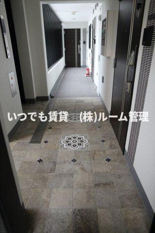 エルファーロ目黒Ⅲのロビー