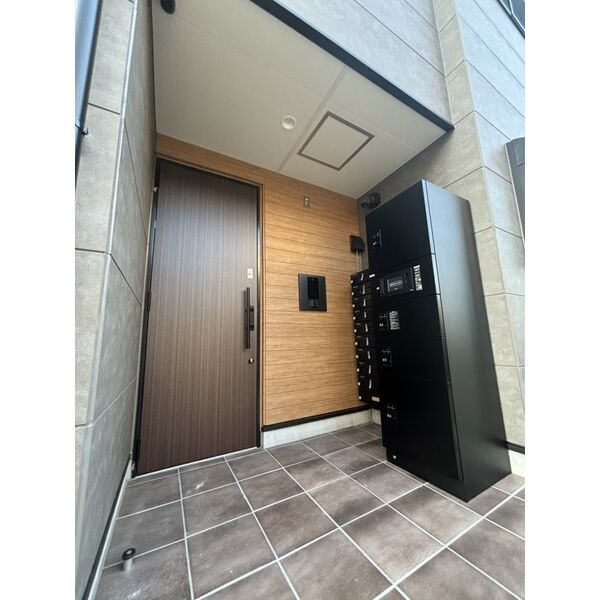 ボヌール栄生　名古屋市賃貸　仲介手数料無料のエントランス