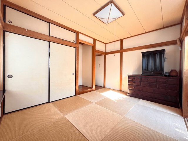 三浦郡葉山町堀内　中古戸建　の和室