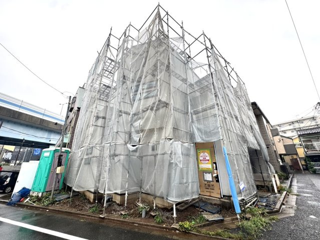 練馬区高松3丁目　生活快適エリア　開放的な角地の限定1棟の外観|2026年9月上旬撮影