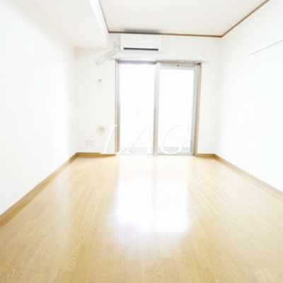 【居間・リビング】 | コンフォートＭ多摩川 | 洋室のお部屋です。