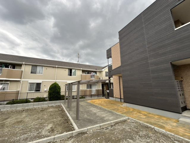 ロイヤルSK指柳　弐番館