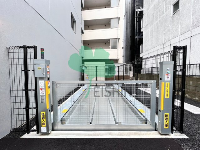 MODERN ASPIRATION The HAKATA Ekimae