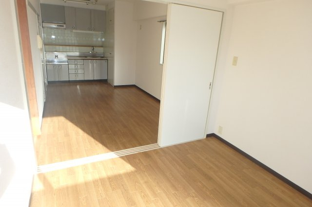 プレシアスムラタの洋室|他のお部屋の参考写真となります。