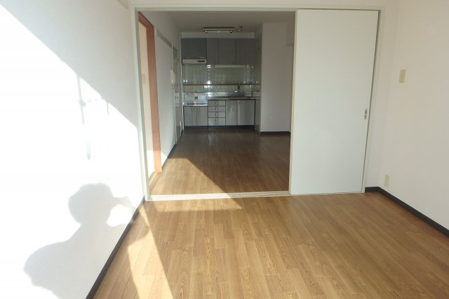 プレシアスムラタの洋室|他のお部屋の参考写真となります。
