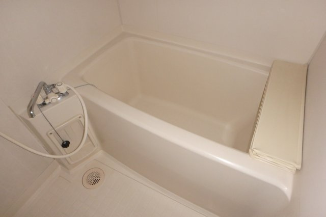 プレシアスムラタの浴室|他のお部屋の参考写真となります。