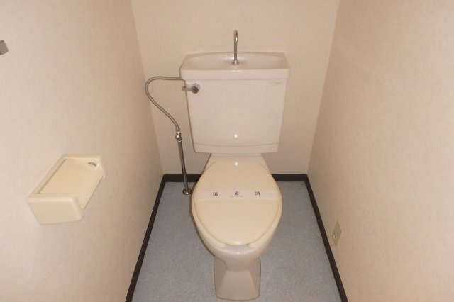 プレシアスムラタのトイレ|他のお部屋の参考写真となります。