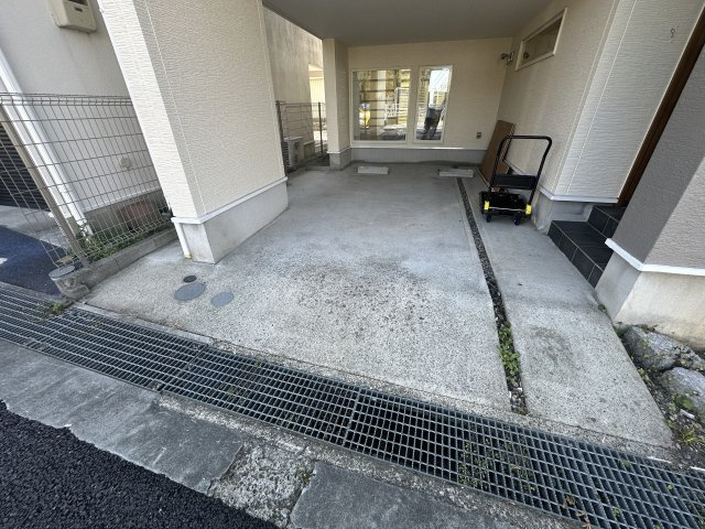 港北区鳥山町戸建ての駐車場|駐車場代がかからないのは戸建てならでは！環境に左右されずに駐車場を確保できます。