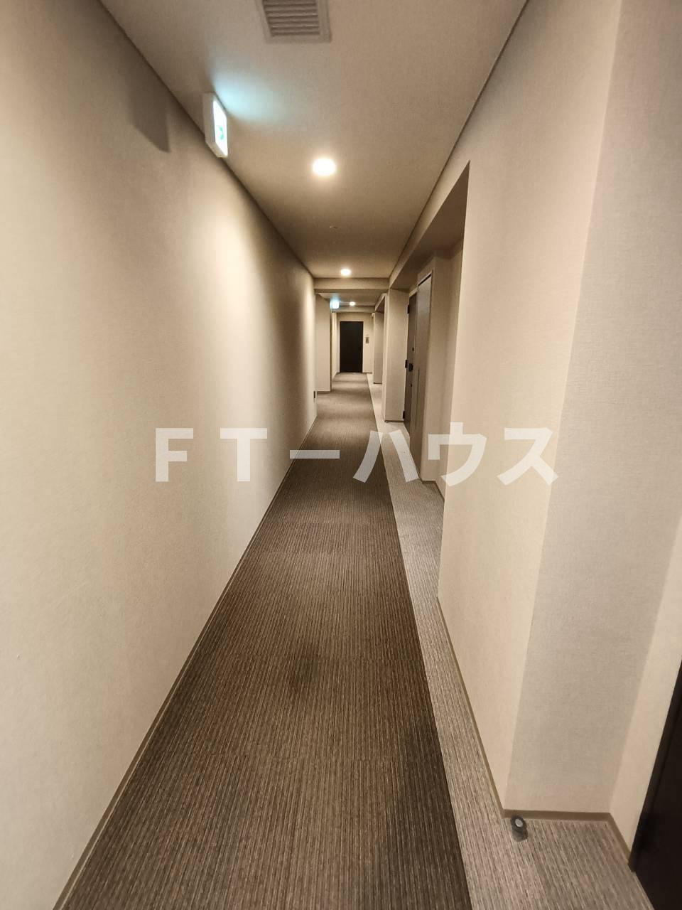 プライマル船橋のロビー