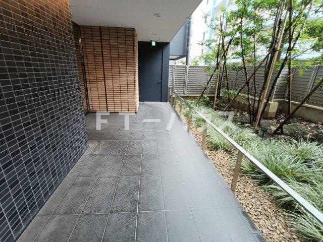 プライマル船橋の庭