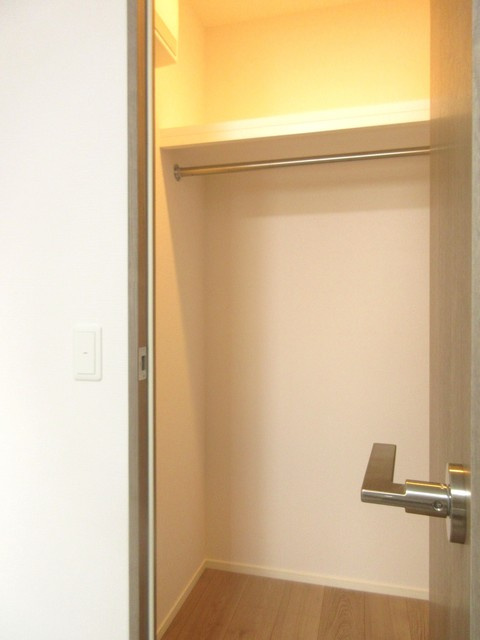 びゅうリエット横浜平沼の収納|洋室　ウォークインクローゼット　※現況優先