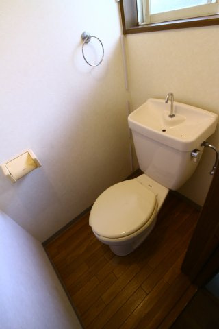 コーポセイゲツ西棟のトイレ