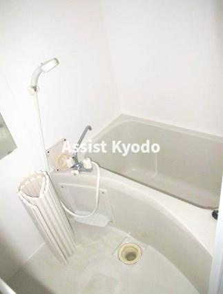 ハイフラッツ池田の浴室