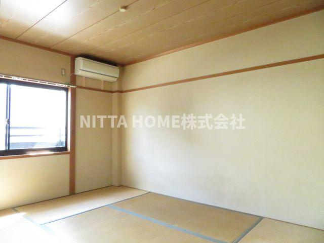 丹波市氷上町下新庄のアパートの和室|エアコン付きで快適のお部屋です◎