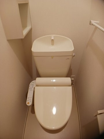 ミニョン・レーヴのトイレ|落ち着いたトイレです