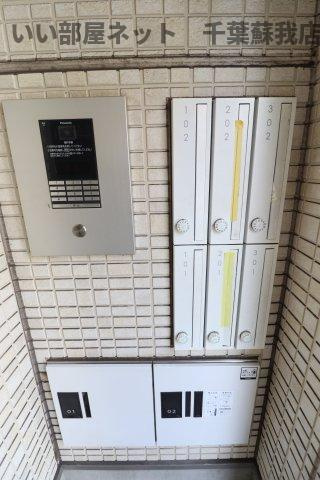 エス本千葉のその他共用部分|宅配ボックスがあると、自分の時間を有効活用できますね！