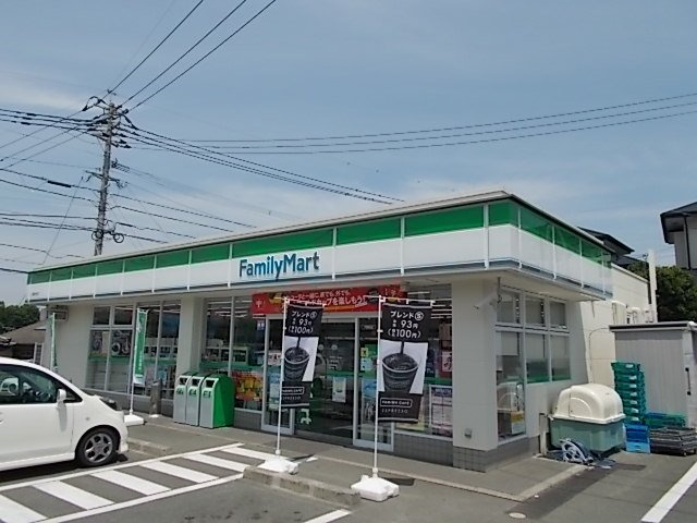 アクア　ヒルズ　Ｉの周辺|ファミリーマート　八景水谷店まで850m