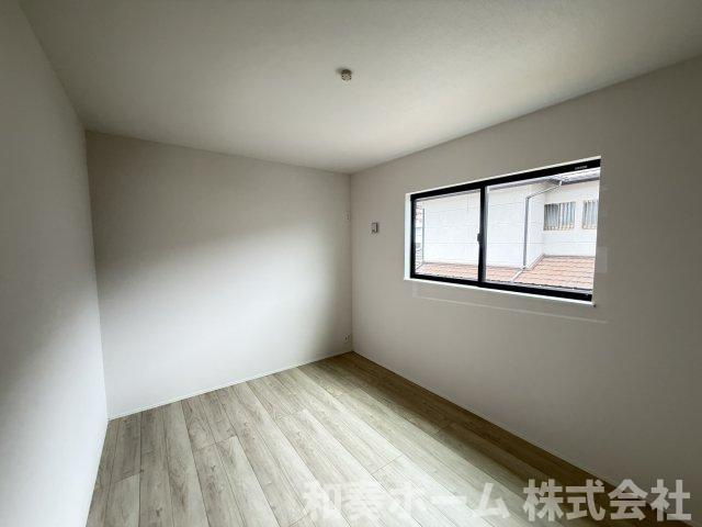 リナージュ ネクスジー 徳島市佐古七番町01期の洋室