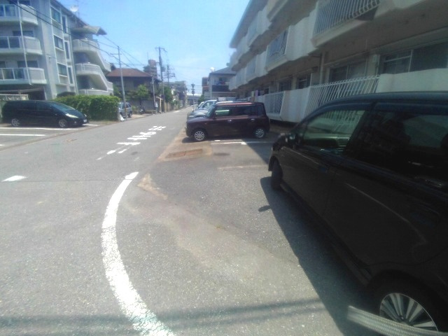 誉マンションの駐車場