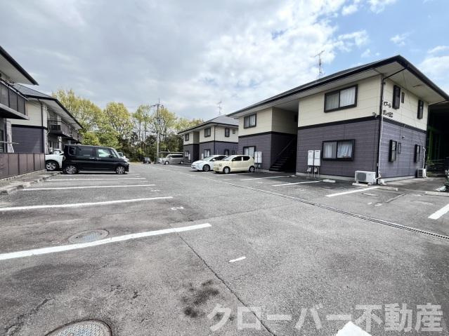 フォブールかざしヶ丘Ｂの駐車場|駐車場