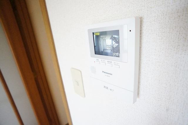 グレンツェントのセキュリティ|来訪者の顔が見えるモニターホン付き
