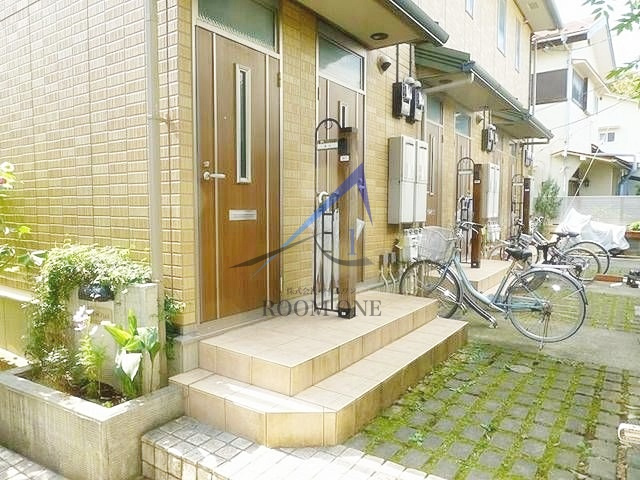 ＰＩＳＯⅡのエントランス|エントランスです。