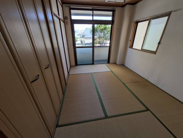 メゾンウエダの和室