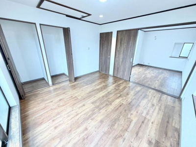 【洋室】 | 鶴山台１丁目　中古一戸建 | 【即日見学予約可能】ネット予約も受け付けております！直前でネット予約締切に間に合わない場合は、お気軽にお電話ください♪ 