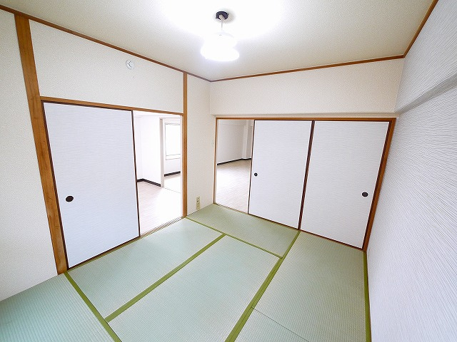 CENTURY・アスカⅡの和室