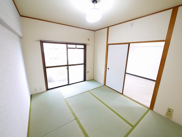 CENTURY・アスカⅡの和室