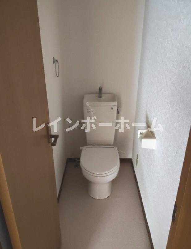 志木市幸町２丁目のアパートのトイレ