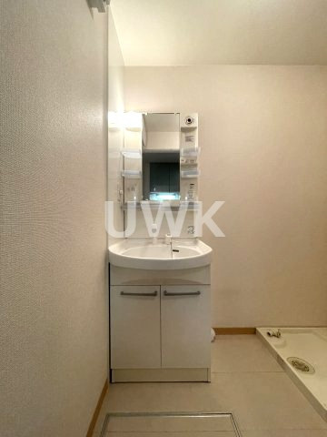 スタシオン東野アクシス　A棟の洗面所